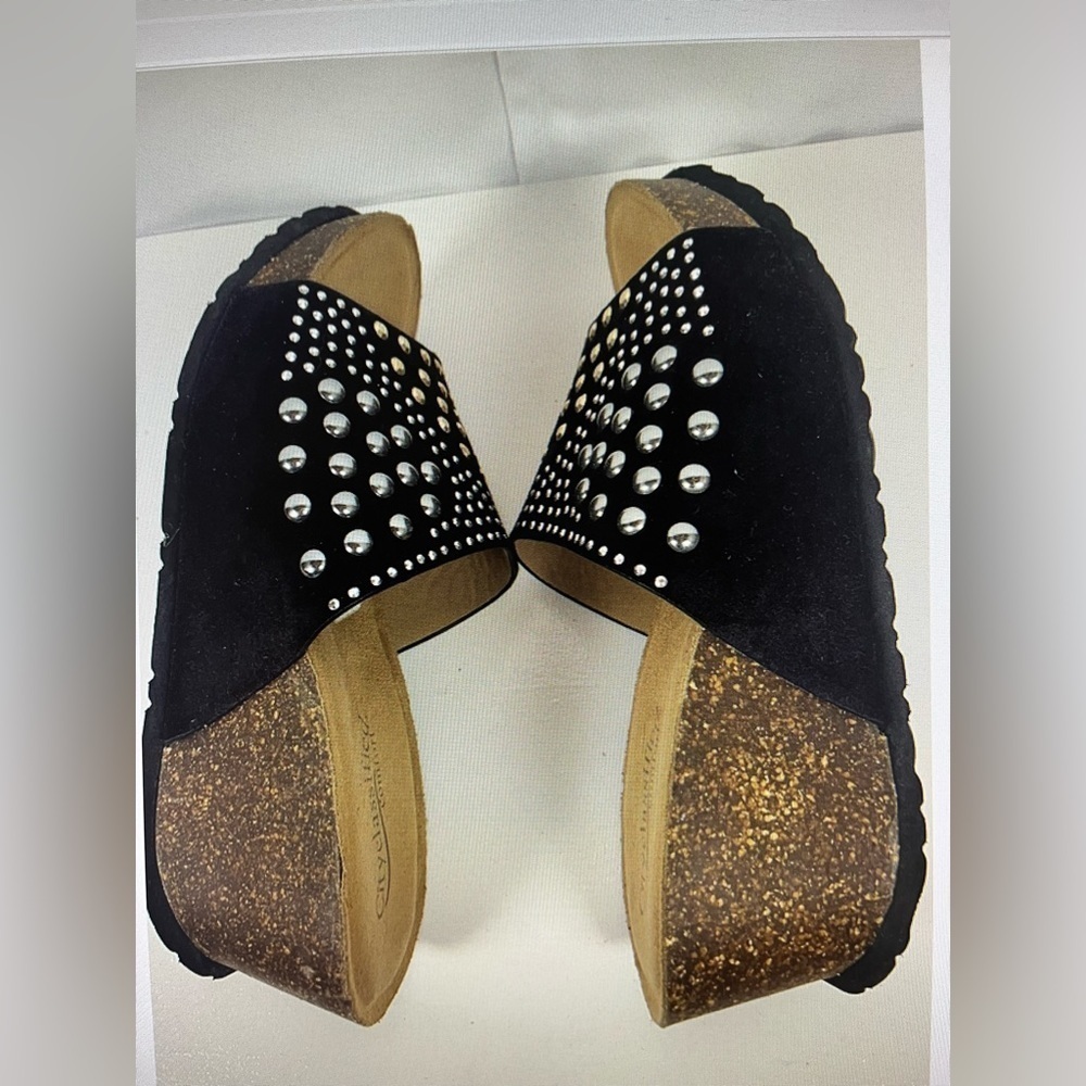 City Classified Womens Cork Suede Slip on wedge sandals Beaded Comfort Size 9
